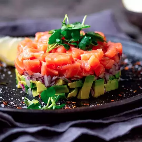 Salmon tartare